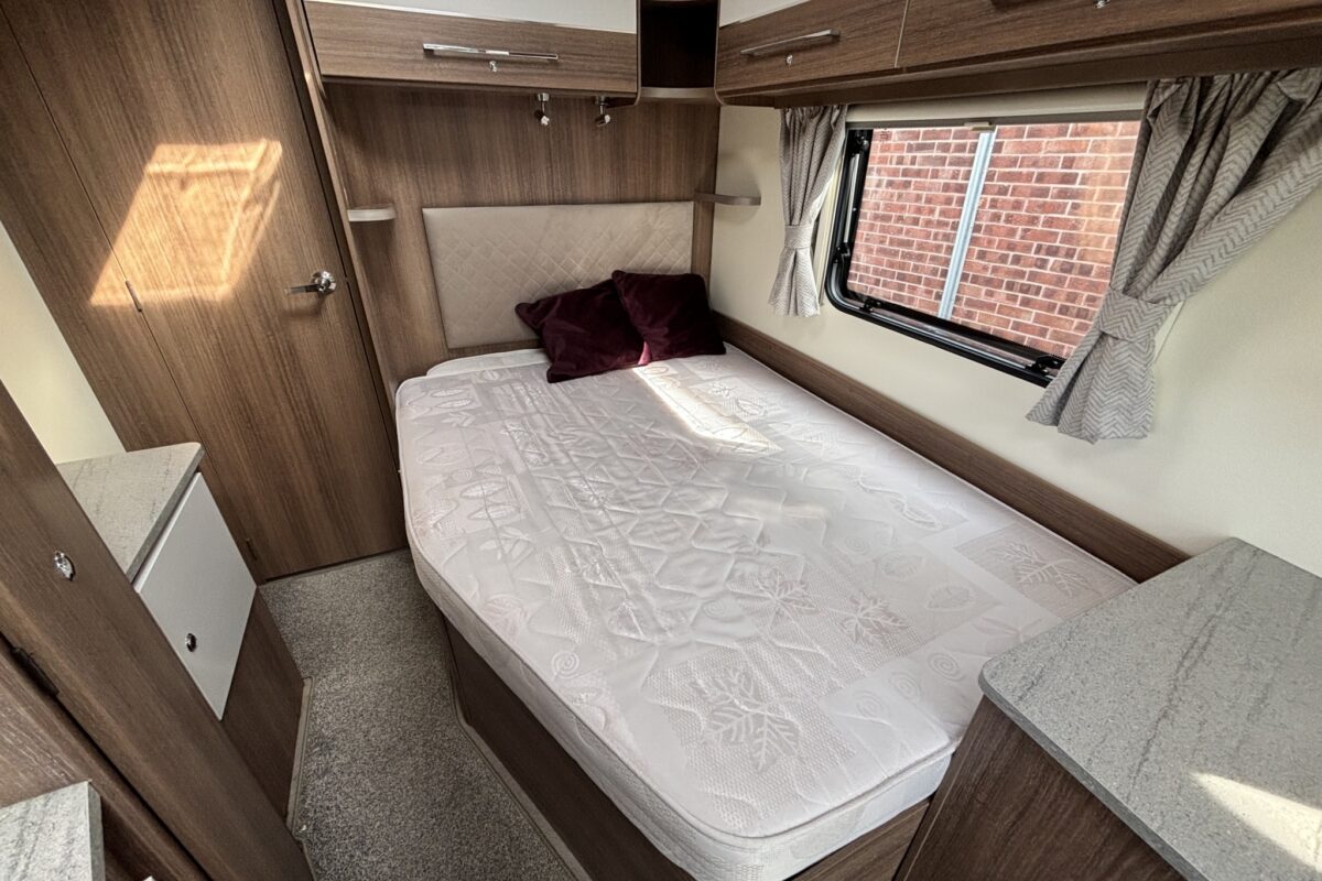 Bailey Alliance Silver Edition 76/4 2020 FRENCH BED