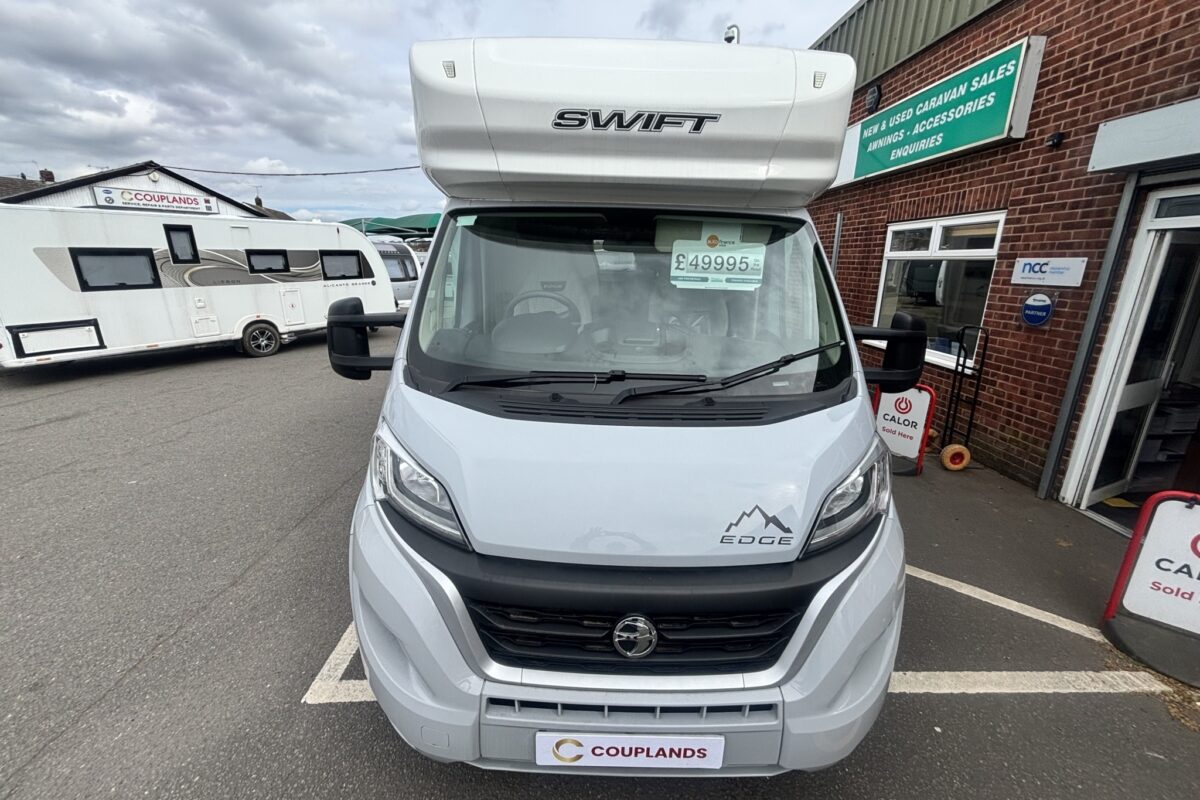 Swift Edge 486 2023 FRONT