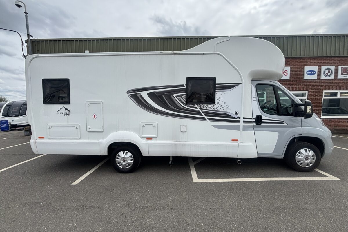 Swift Edge 486 2023 OFFSIDE