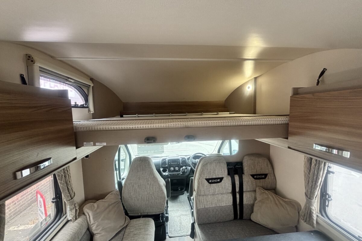 Swift Edge 486 2023 OVERCAB BED DOWN