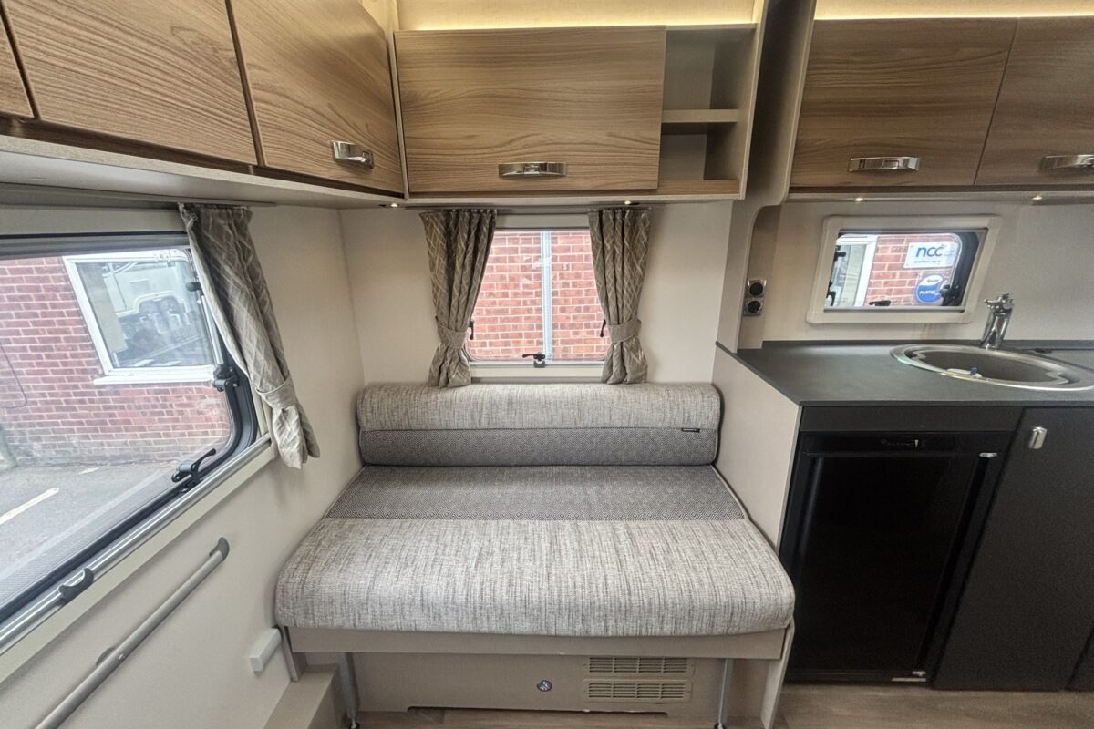 Swift Edge 486 2023 REAR NEARSIDE LOUNGE SEAT