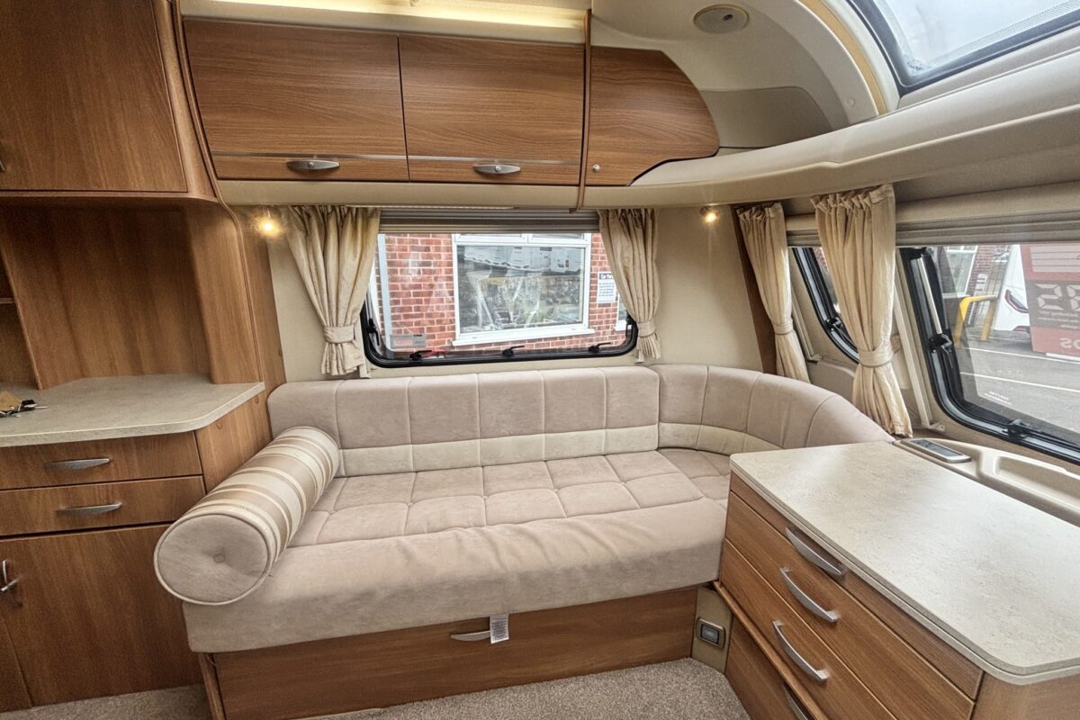 2012 Bessacarr Cameo 495 Interior
