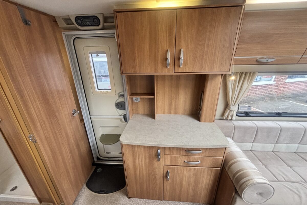 2012 Bessacarr Cameo 495 Interior