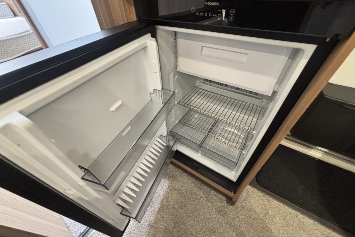 Bailey Phoenix GT75 640 2024 FRIDGE