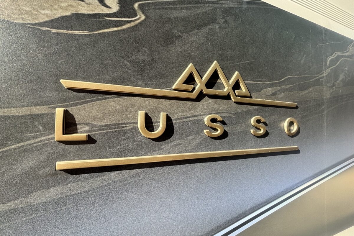2026 Coachman Lusso 4 Decal