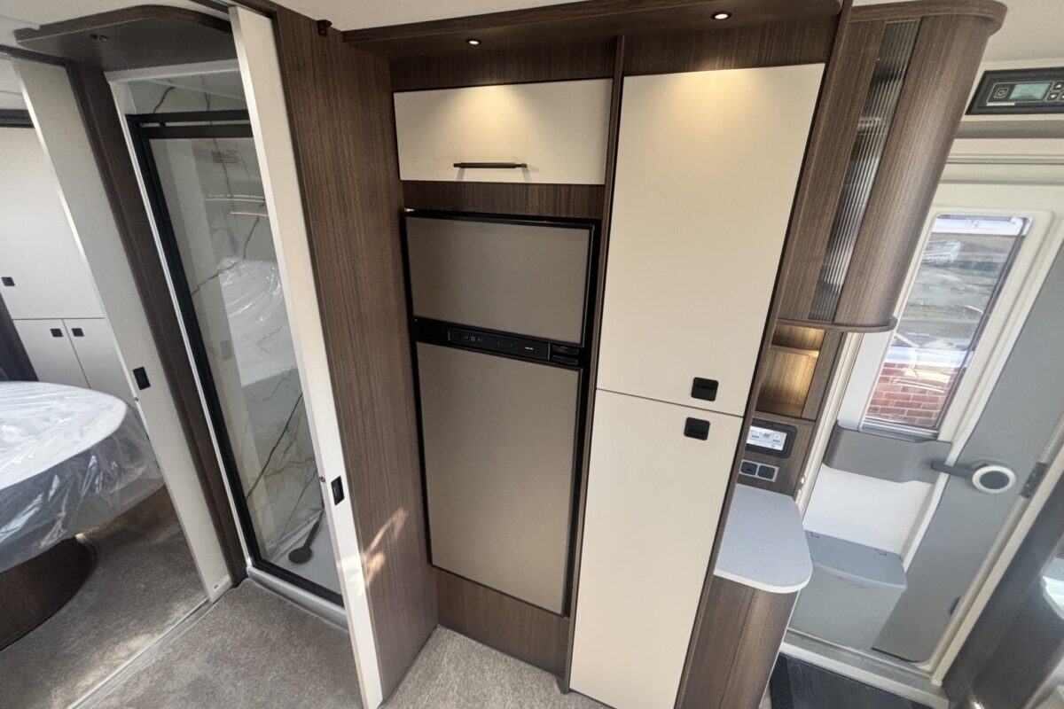 2026 Coachman Lusso 4 Interior