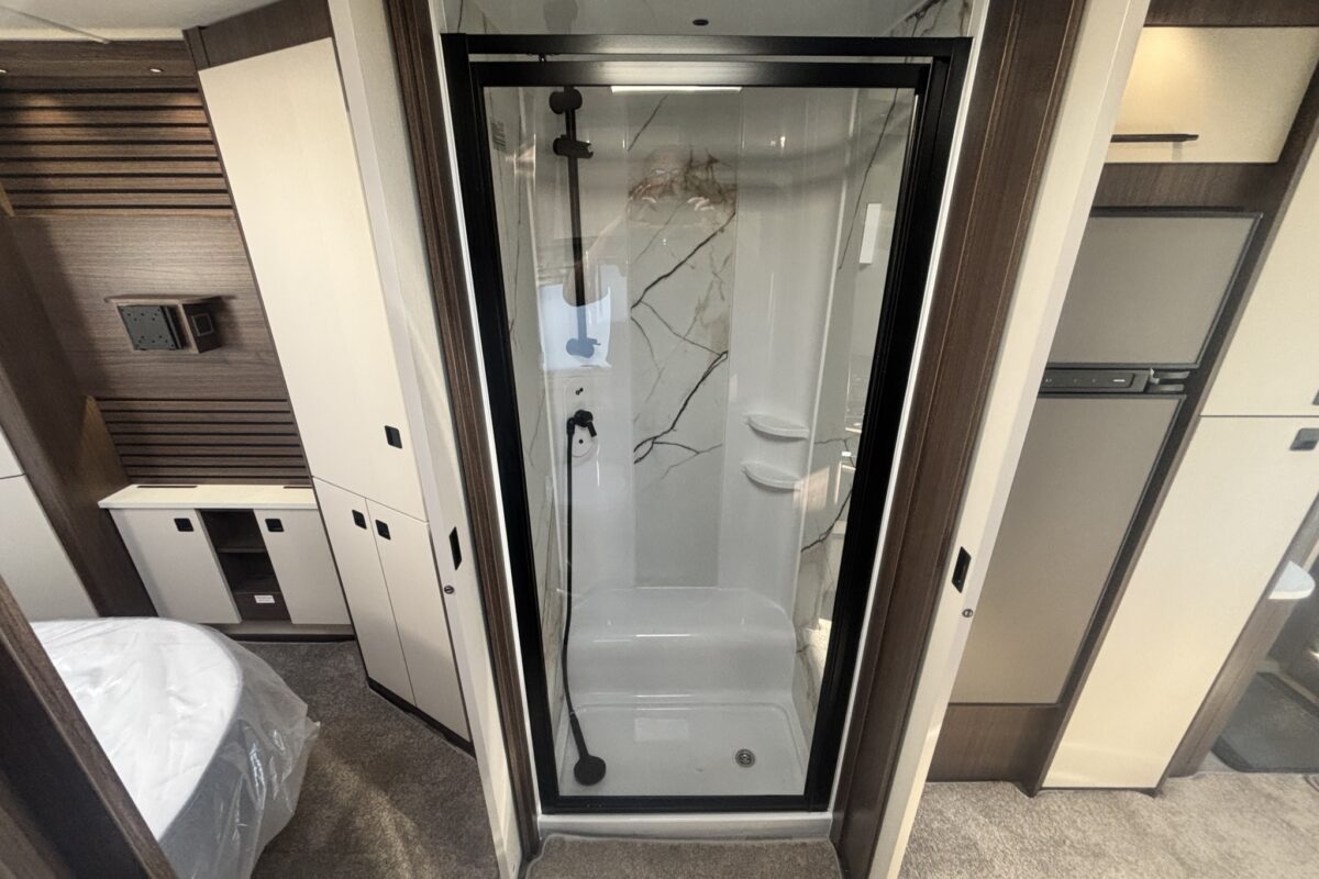 2026 Coachman Lusso 4 Interior