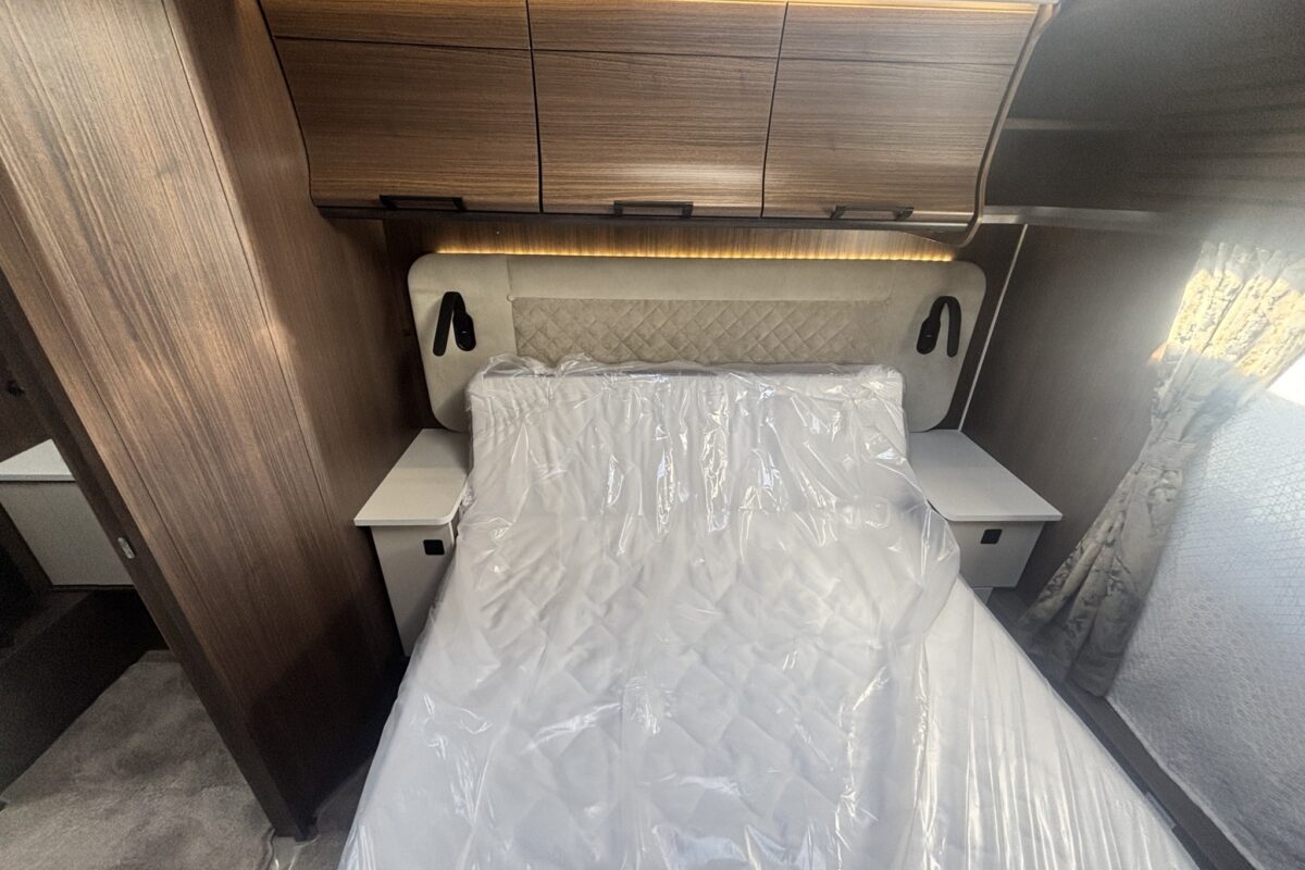 2026 Coachman Lusso 4 Interior