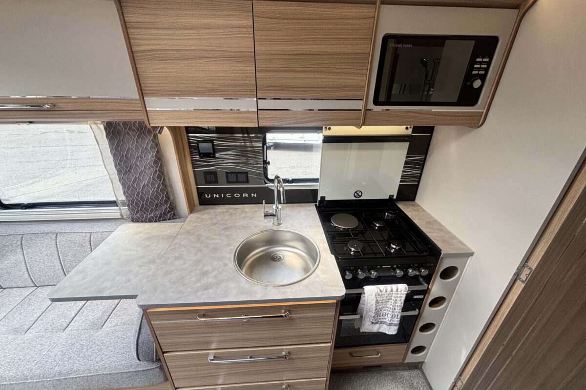 Bailey Unicorn Pamplona 2023 KITCHEN