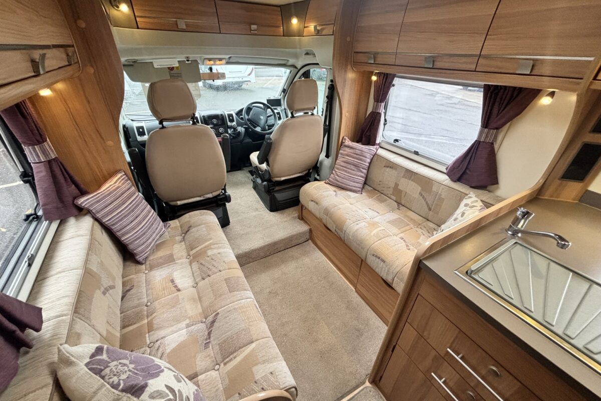 Bailey Approach SE 740 2012 LOUNGE
