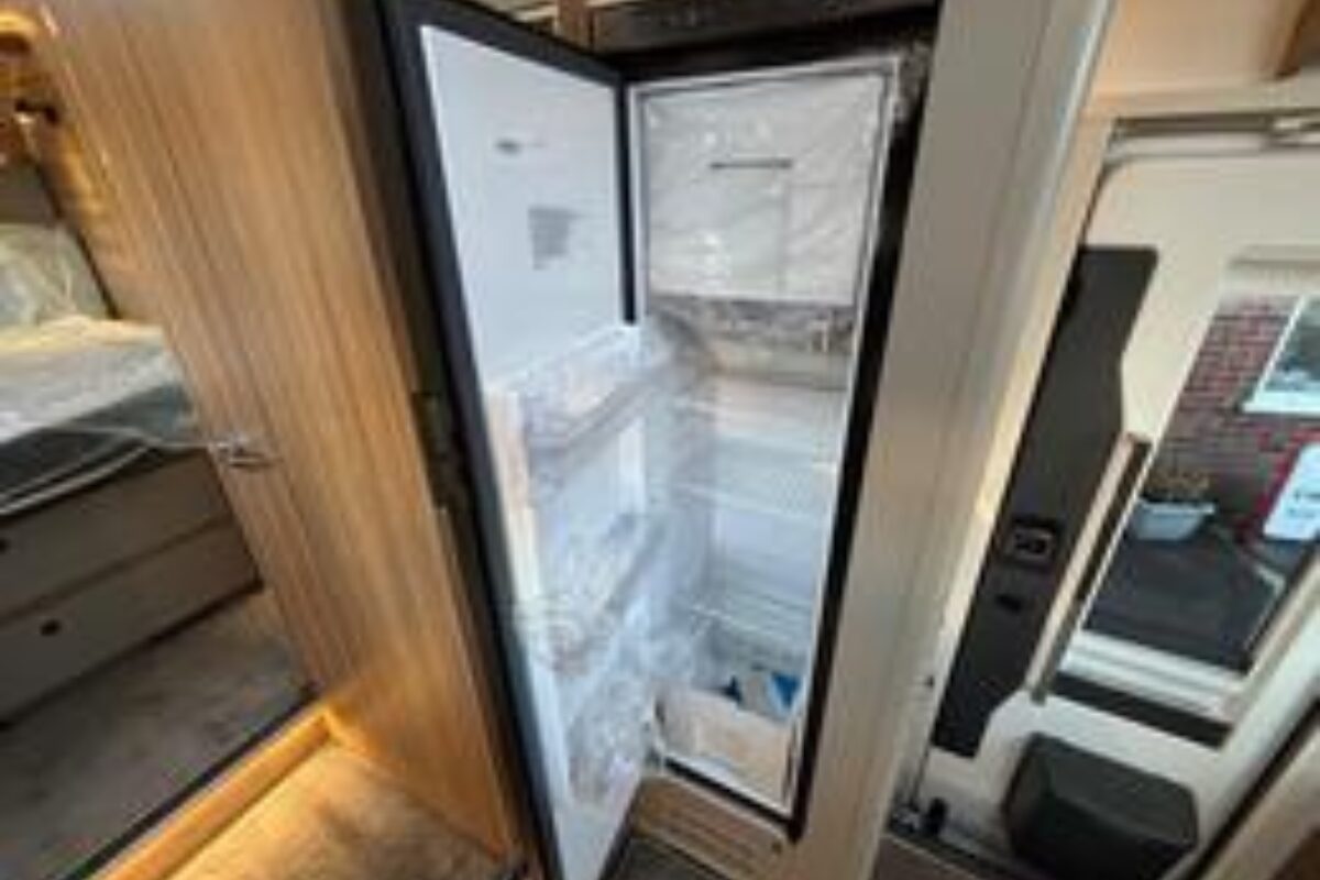 New Bailey Autograph 79-4i 2026 fridge