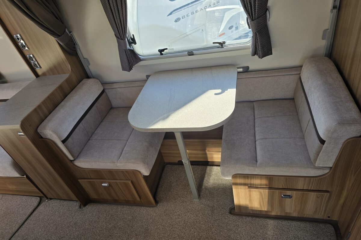 2019 SWIFT ELEGANCE 530