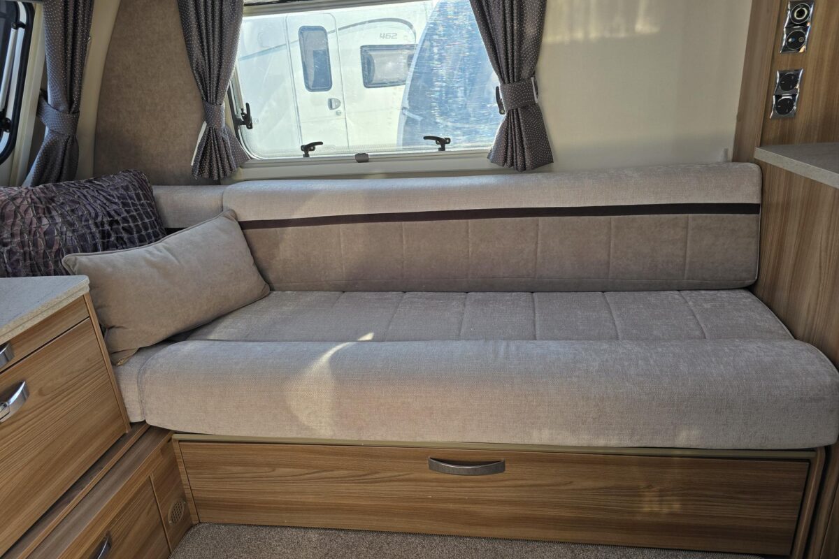 2019 SWIFT ELEGANCE 530