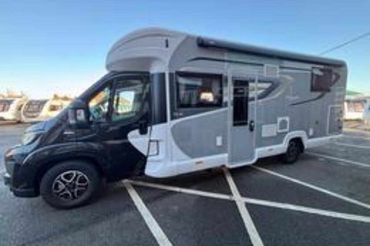 New Bailey Autograph 79-4i 2026 nearside