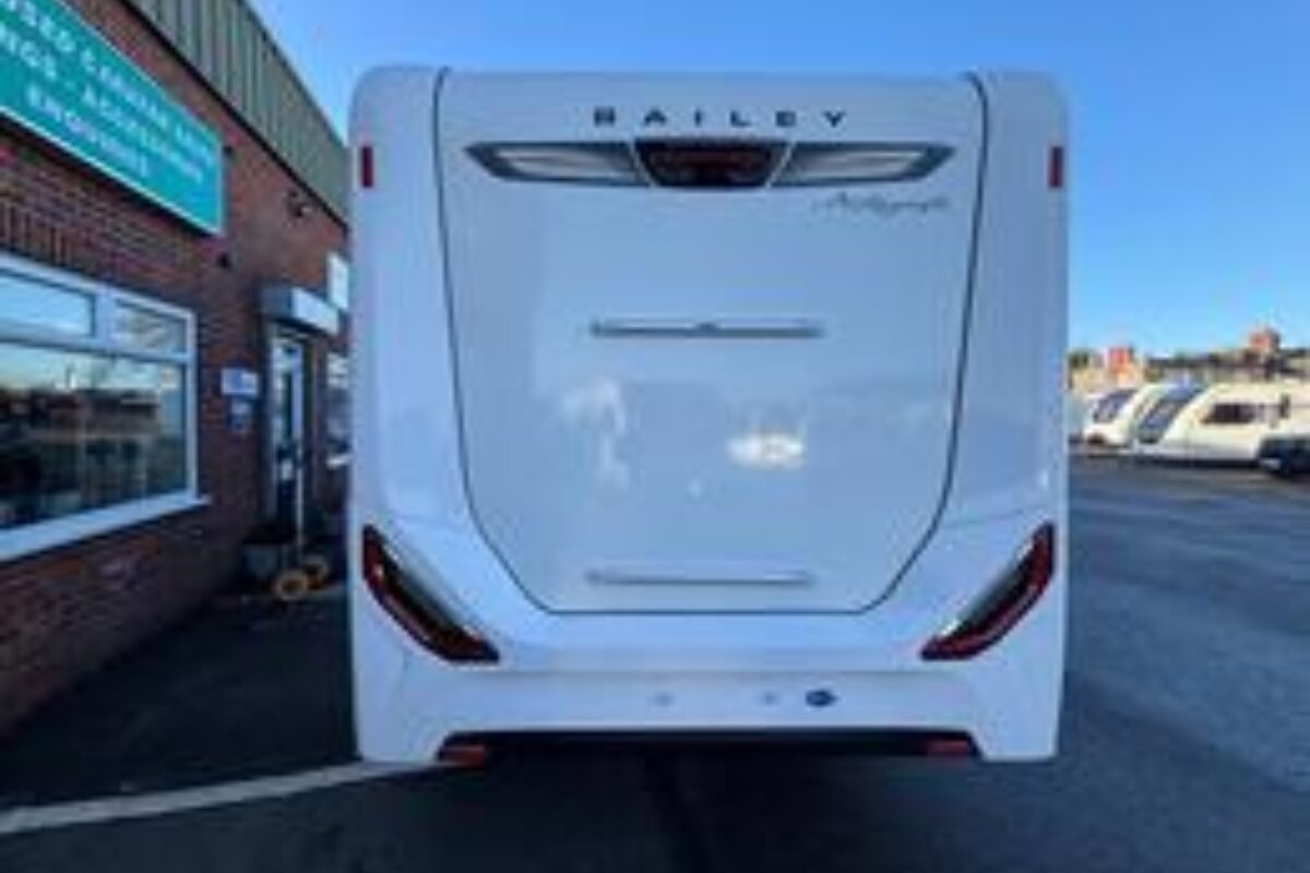 New Bailey Autograph 79-4i 2026 rear