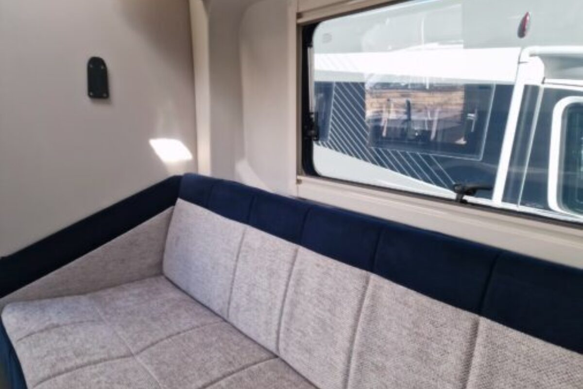 BAILEY ENDEAVOUR B62