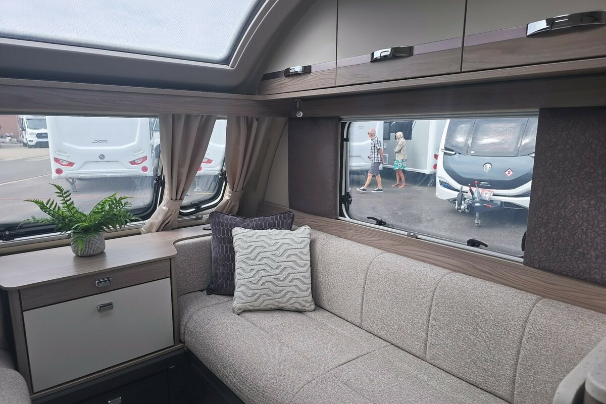 2026 CONQUEROR 480 SEAT VIEW