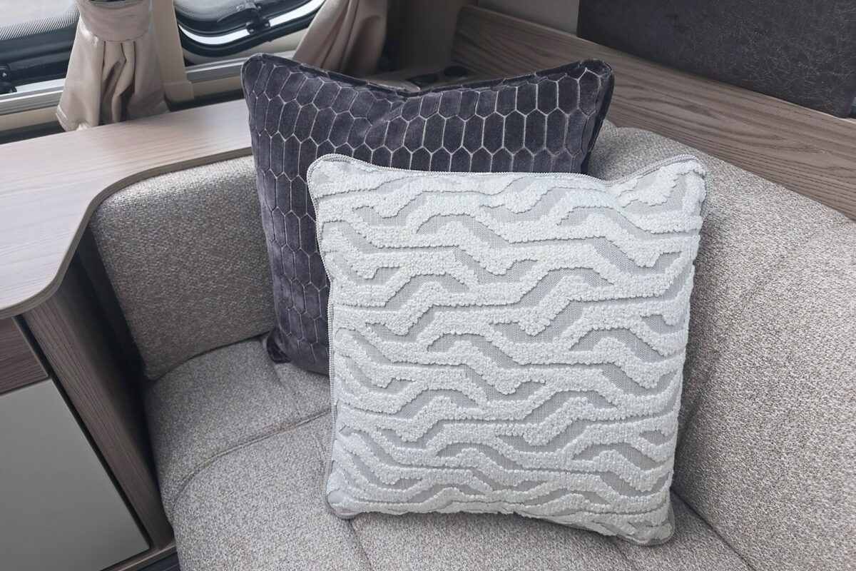 2026 CONQUEROR 480 UPHOLSTRY