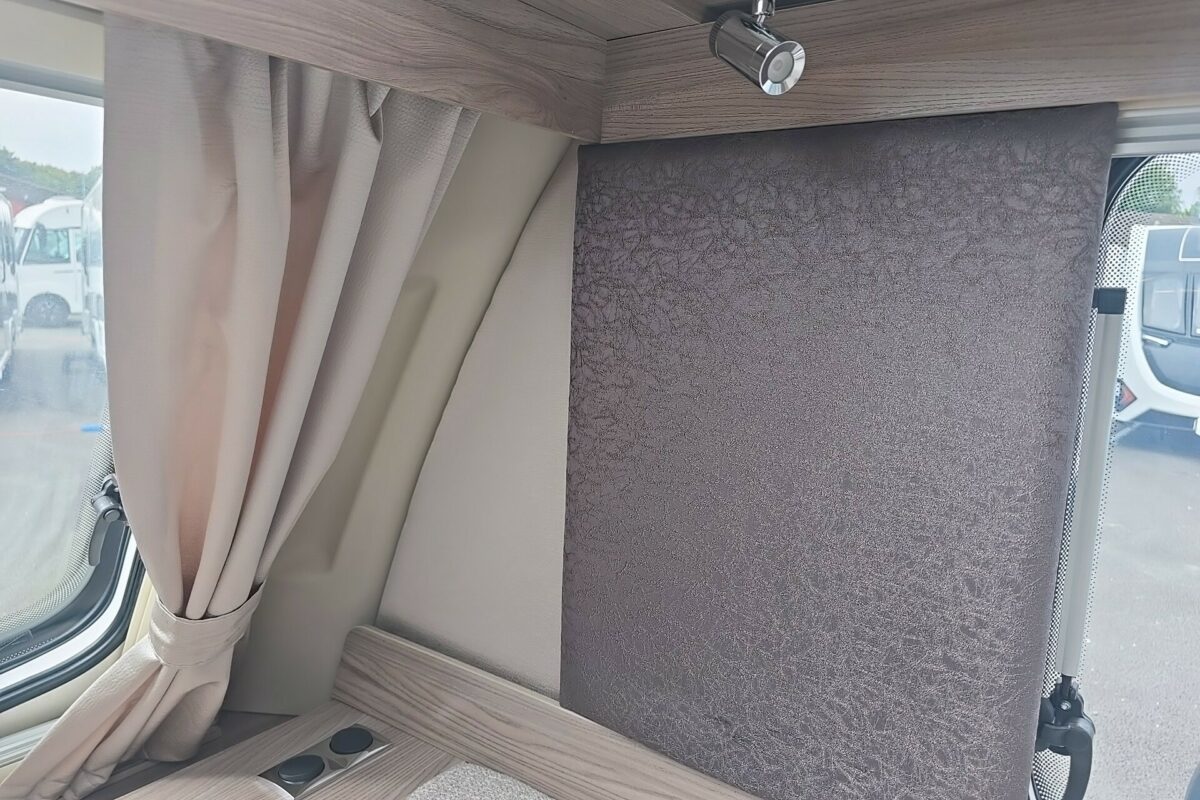 2026 CONQUEROR 480 UPHOLSTRY