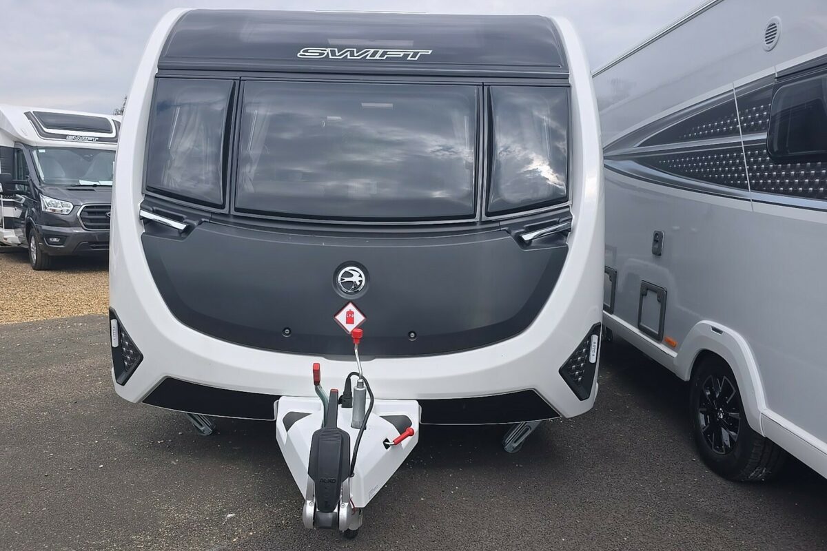 2026 CONQUEROR 645 GRANDE FRONT