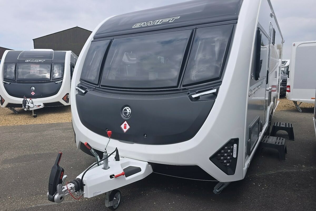 2026 CONQUEROR 645 GRANDE FRONT N/S