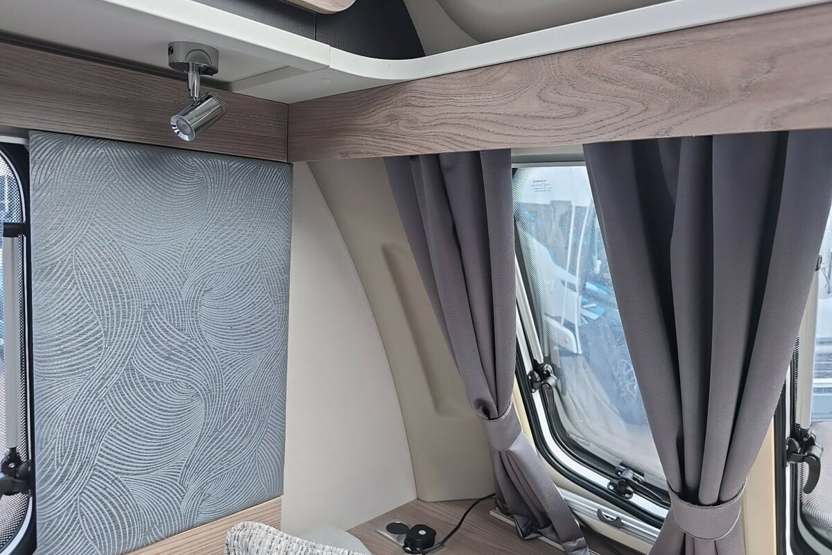 2026 SWIFT CHALLENGER 560 UPHOLSTRY