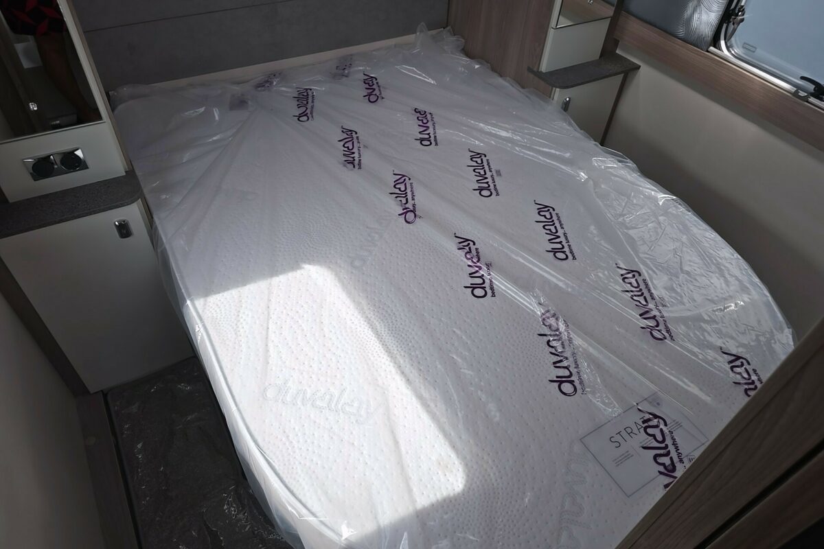 2026 SWIFT CHALLENGER 560 BED