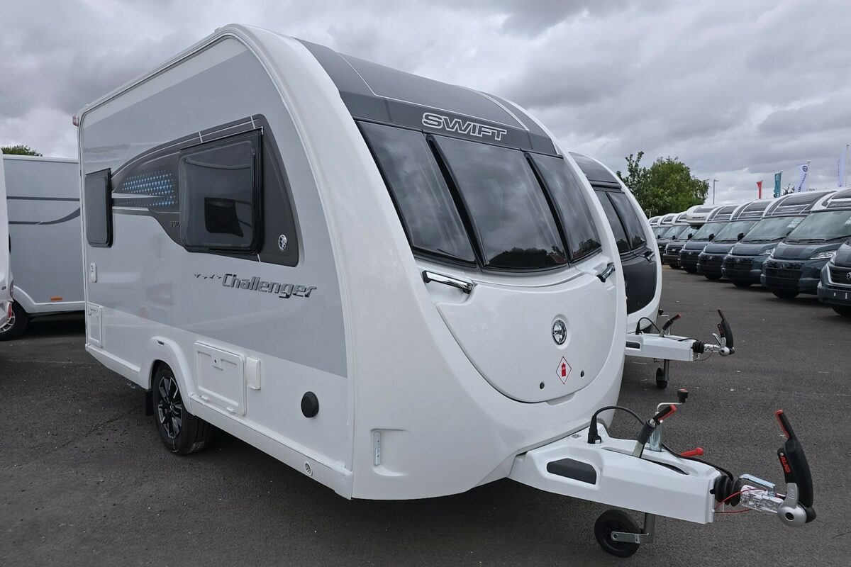 2026 SWIFT CHALLENGER 390 FRONT O/S