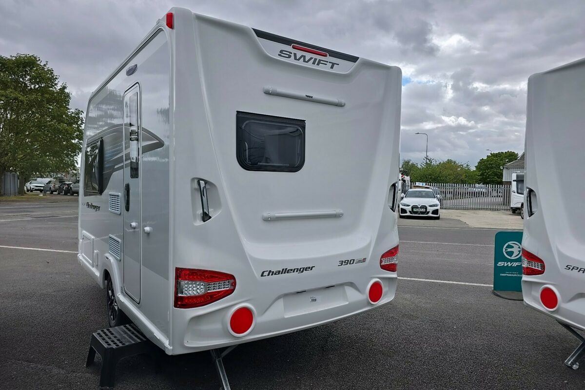 2026 SWIFT CHALLENGER 390 REAR