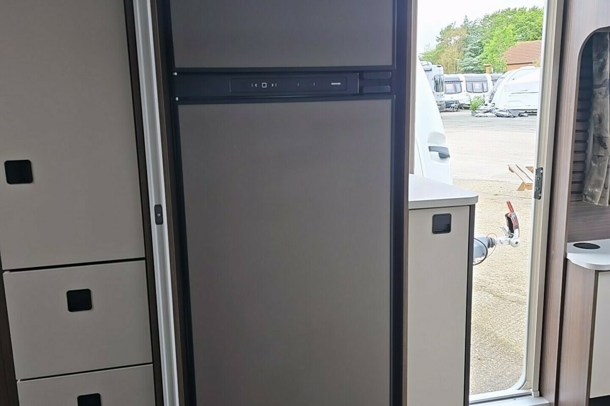2026 COACHMAN LUSSO 2 FRIDGE