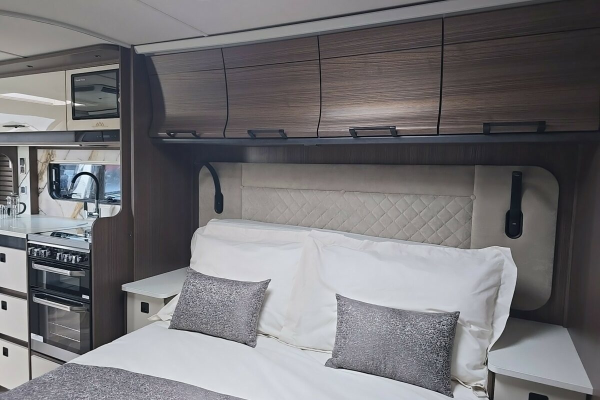 2026 COACHMAN LUSSO 2 BEDROOM