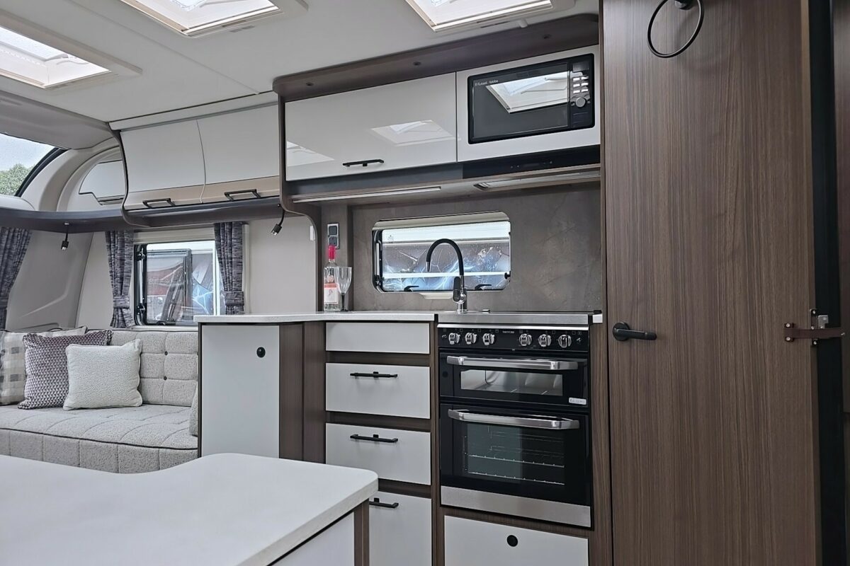 2026 COACHMAN LASER XTRA 480 ENTRANCE