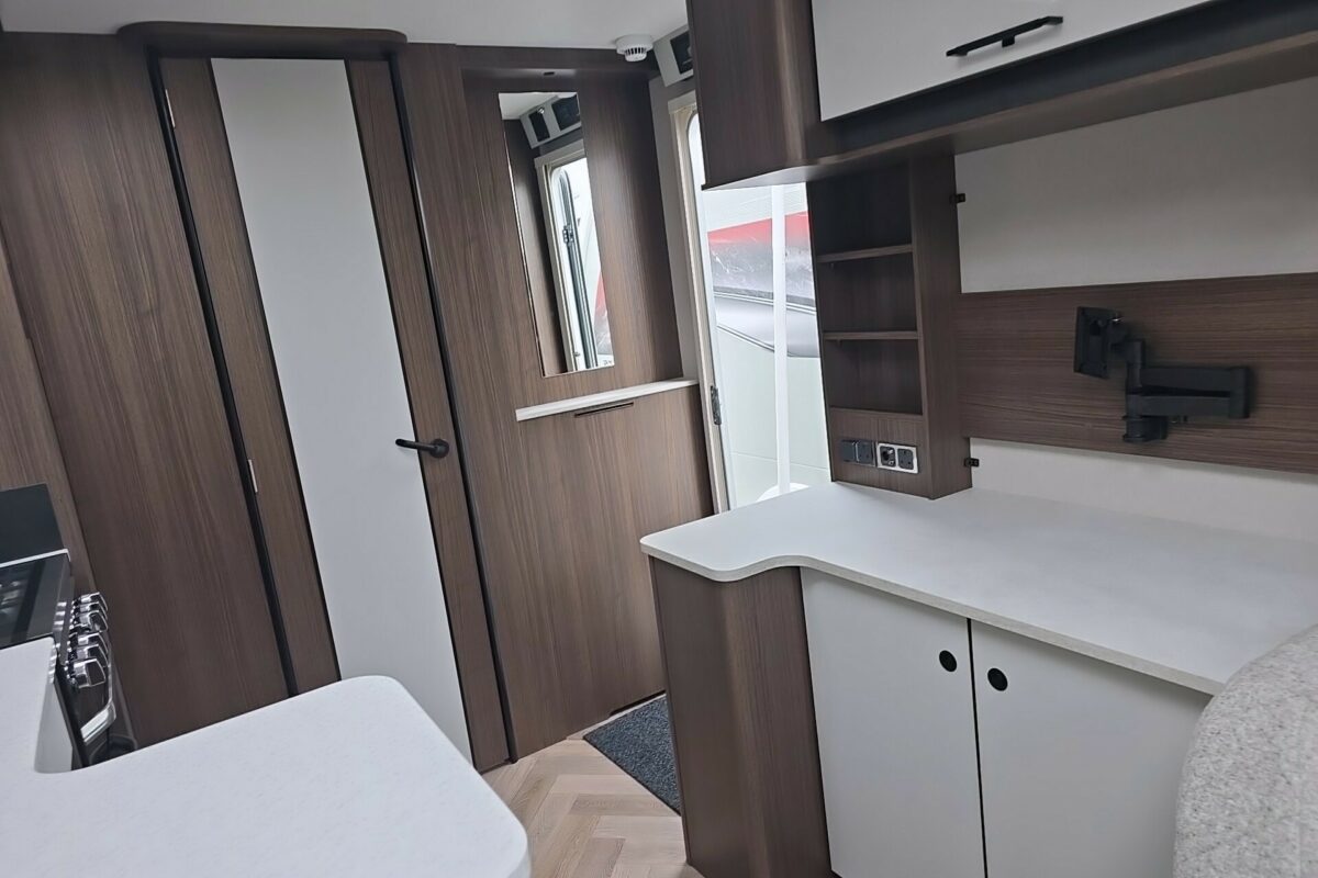 2026 COACHMAN LASER XTRA 480 VIEW