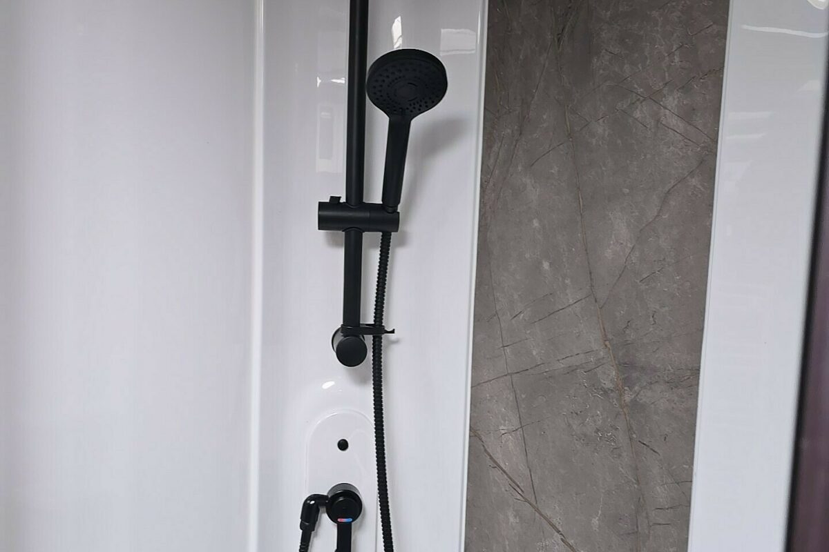 2026 COACHMAN LASER XTRA 480 SHOWER