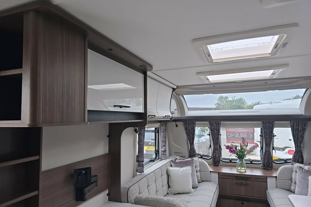 2026 COACHMAN LASER XTRA 480 VIEW