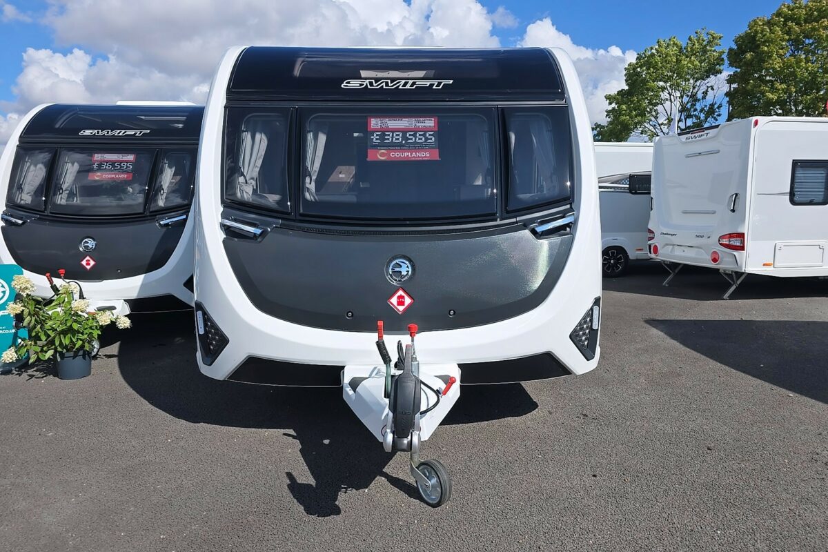 2026 SWIFT CONQUEROR 580 GRANDE FRONT