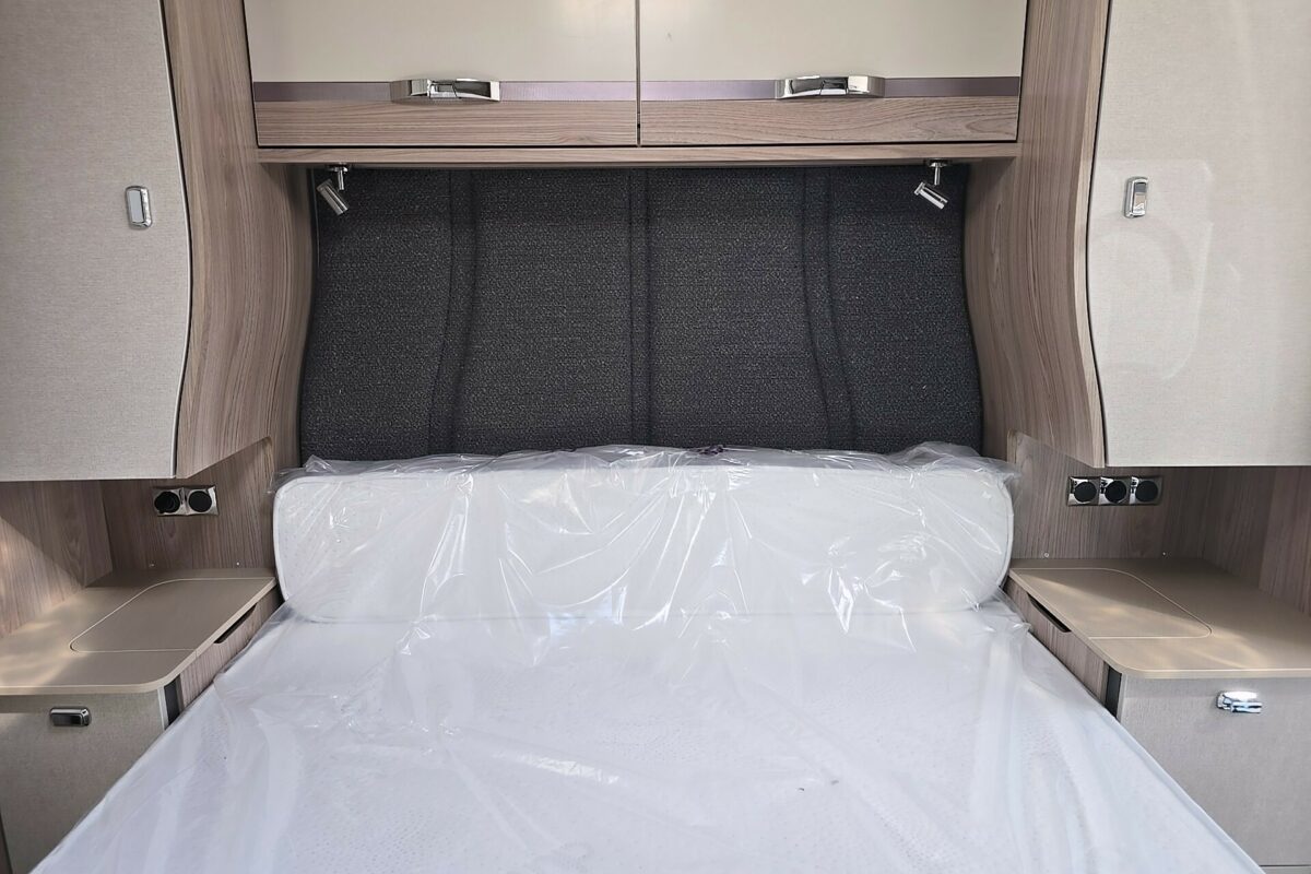 2026 SWIFT CONQUEROR 580 GRANDE BEDROOM