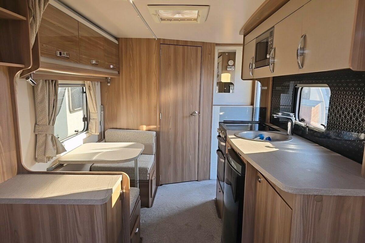 2020 SWIFT FAIRWAY PLATINUM 530 VIEW