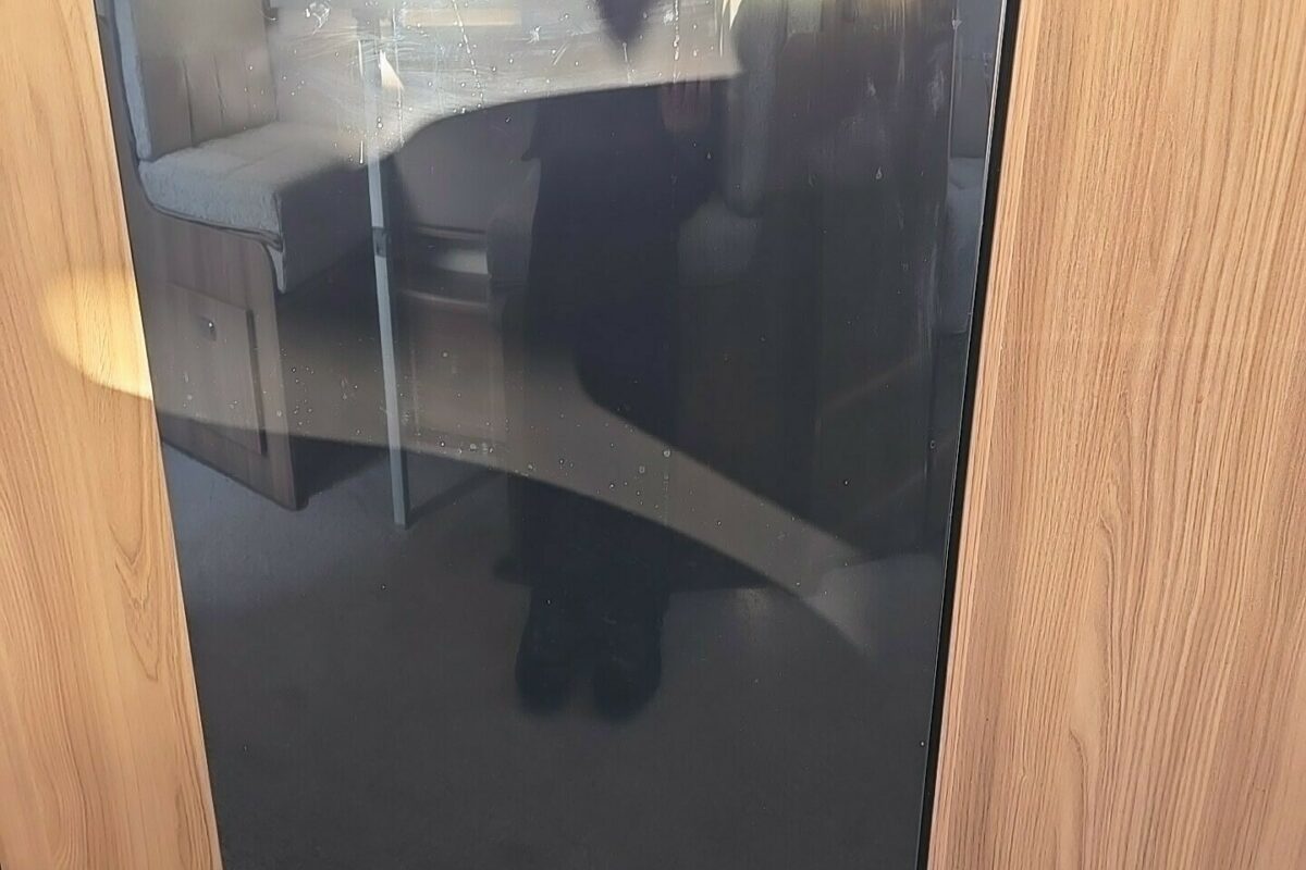 2020 SWIFT FAIRWAY PLATINUM 530 FRIDGE
