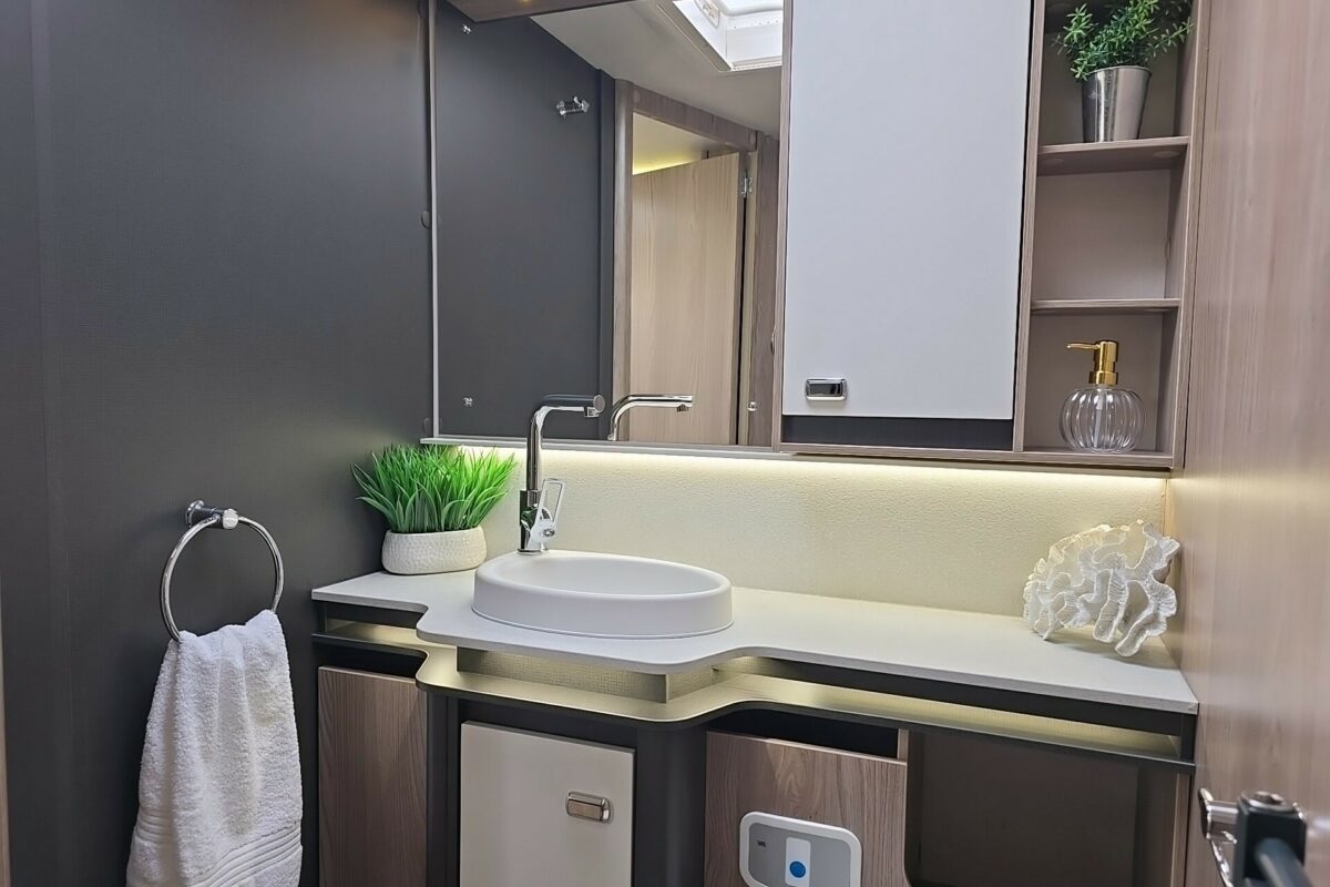 2026 BESSACARR BY DESIGN 835 WASHROOM