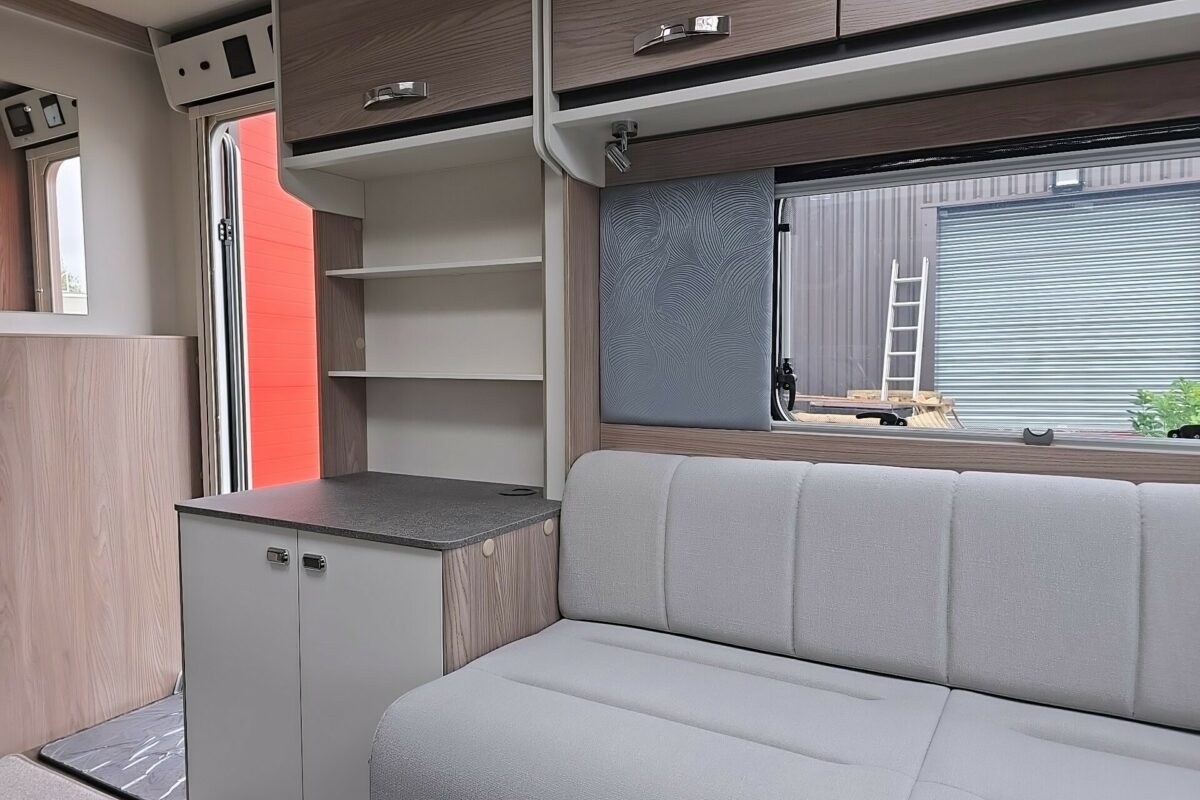 2026 SWIFT CHALLENGER 480 SEATING