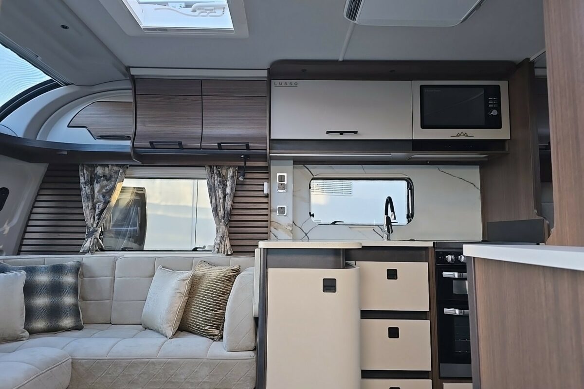 2026 LUSSO 1 ENTRANCE