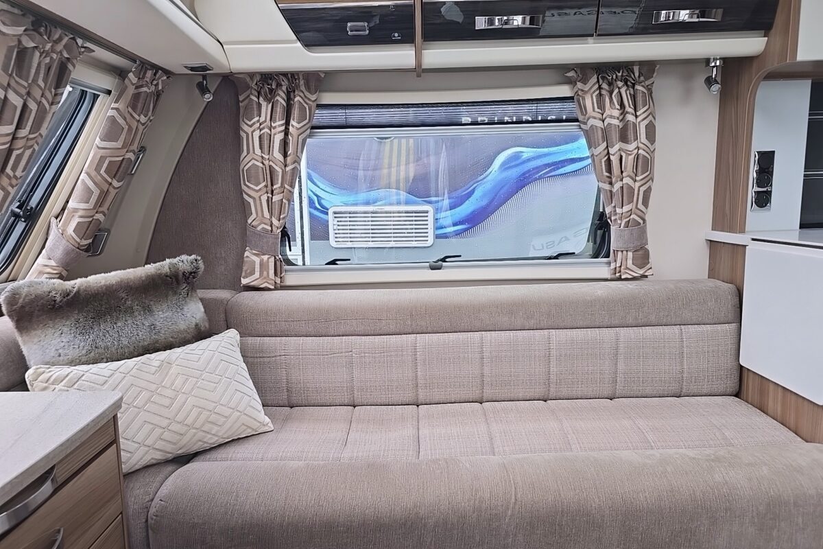 2018 SWIFT ELEGANCE 650