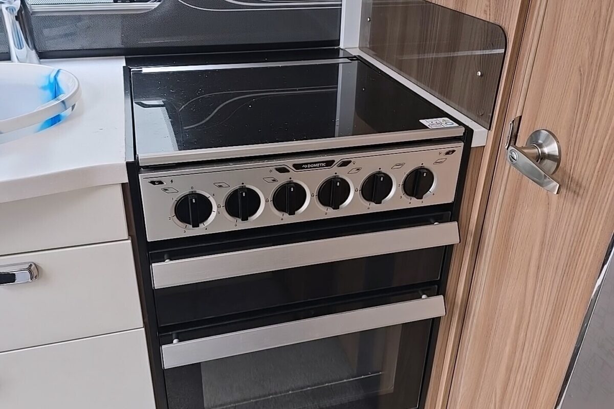 2018 SWIFT ELEGANCE 650