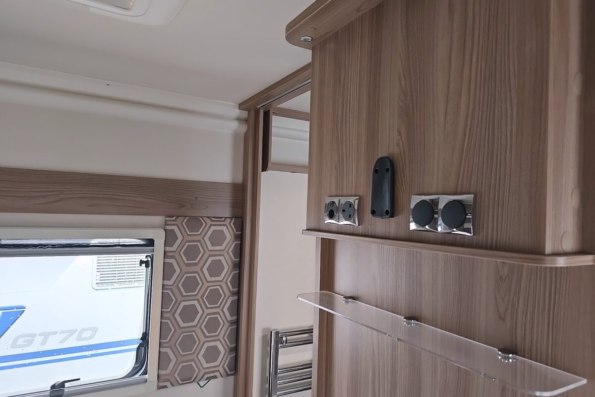 2018 SWIFT ELEGANCE 650