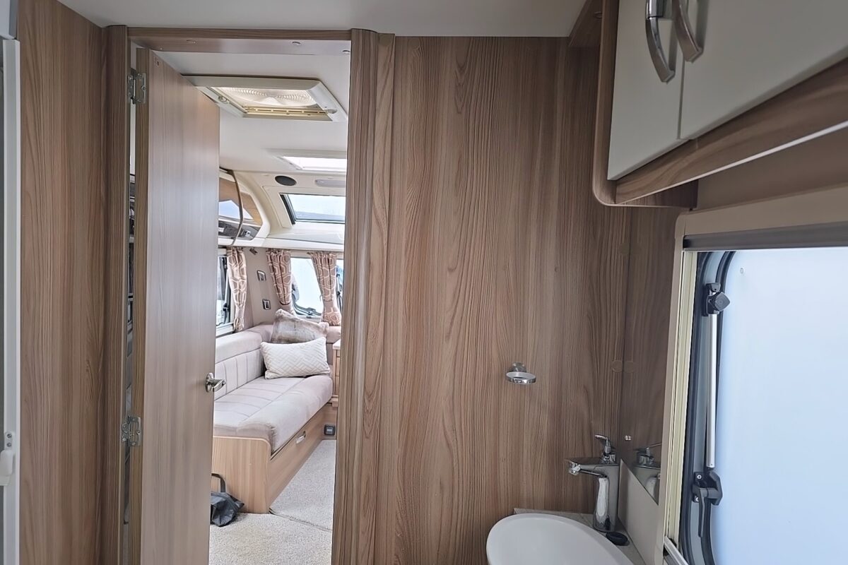 2018 SWIFT ELEGANCE 650