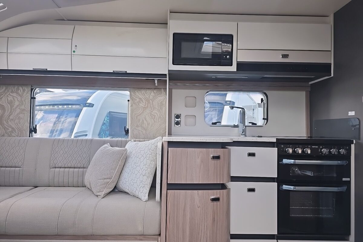 2026 SWIFT ELEGANCE GRANDE 850