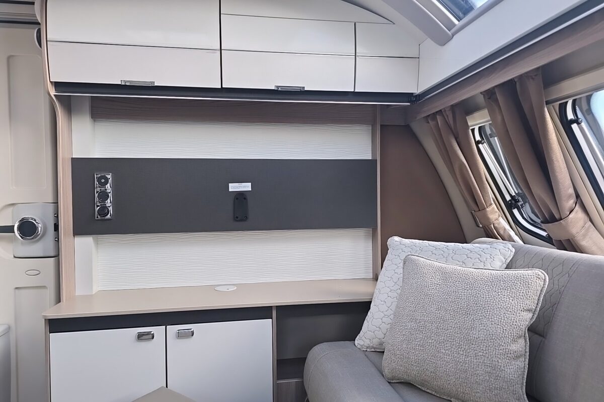 2026 SWIFT ELEGANCE GRANDE 850