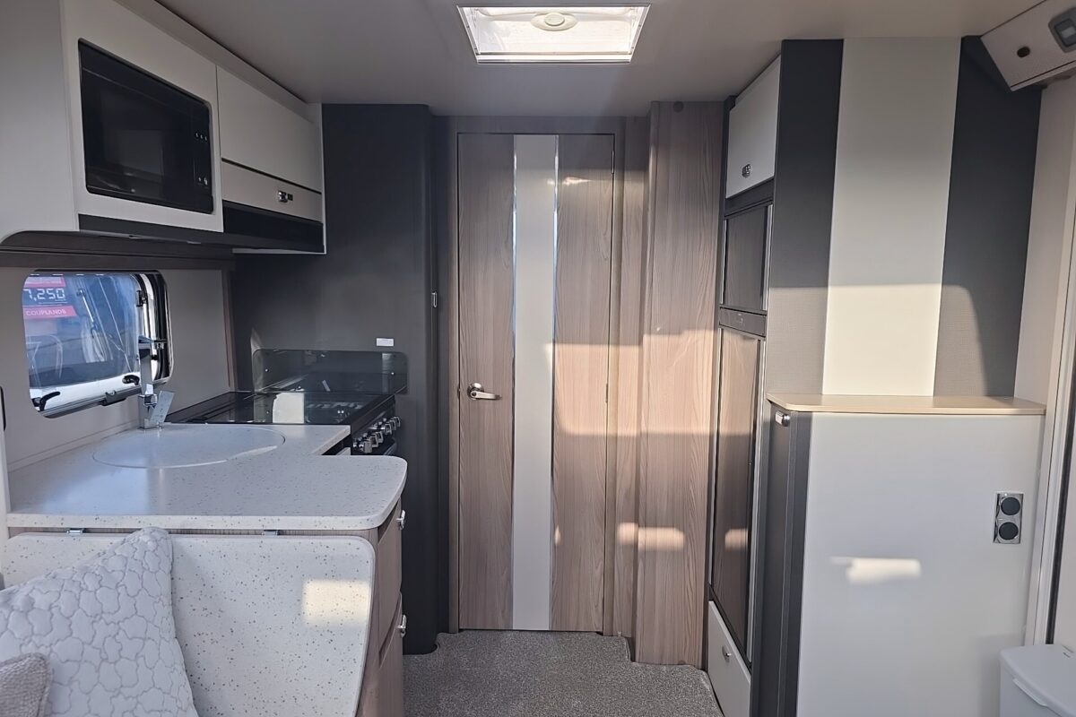 2026 SWIFT ELEGANCE GRANDE 850