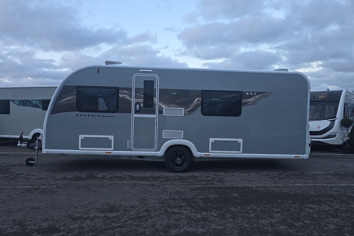 2026 Bailey Phoenix 642 Black Edition nearside front